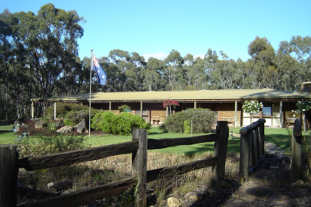 Gunyah Valley Retreat Guest House Goornong Exterior photo